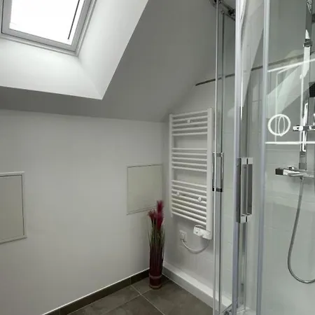 Détente Avec Piscine Privée Et Activités à Haut-bocage - Fr-1-489-455 Сasa de vacaciones *