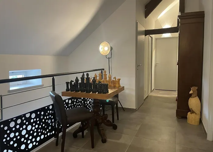 Sejour Detente Avec Piscine Privee Et Activites A Haut-bocage - Fr-1-489-455 Holiday home