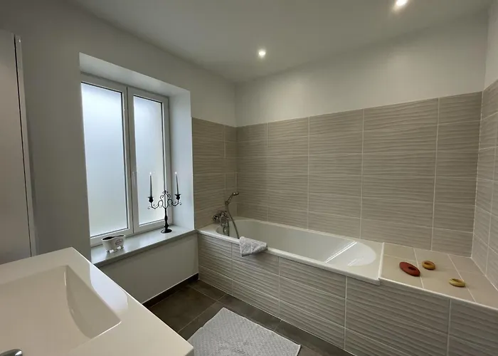 Sejour Detente Avec Piscine Privee Et Activites A Haut-bocage - Fr-1-489-455 Holiday home Louroux-Hodement