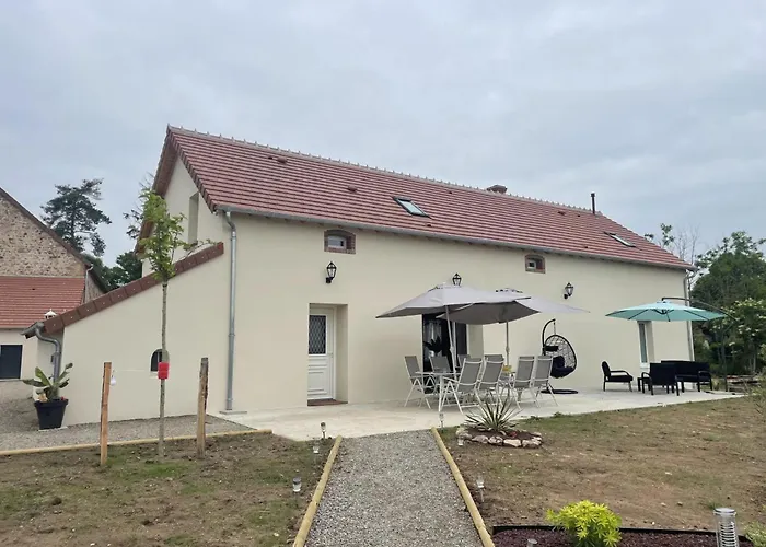 Sejour Detente Avec Piscine Privee Et Activites A Haut-bocage - Fr-1-489-455 *