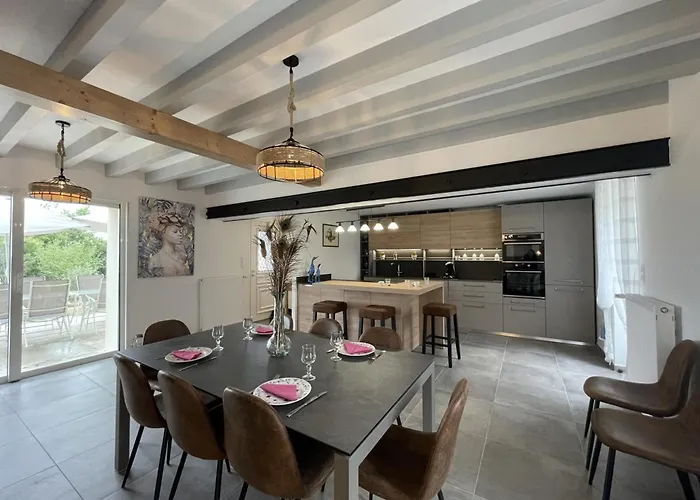 Sejour Detente Avec Piscine Privee Et Activites A Haut-bocage - Fr-1-489-455 Louroux-Hodement