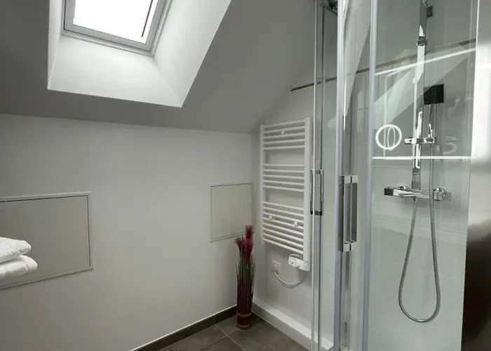 Sejour Detente Avec Piscine Privee Et Activites A Haut-bocage - Fr-1-489-455 Holiday home *