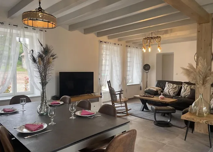 Holiday home Sejour Detente Avec Piscine Privee Et Activites A Haut-bocage - Fr-1-489-455 *