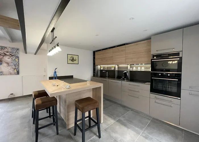 Sejour Detente Avec Piscine Privee Et Activites A Haut-bocage - Fr-1-489-455 * Louroux-Hodement